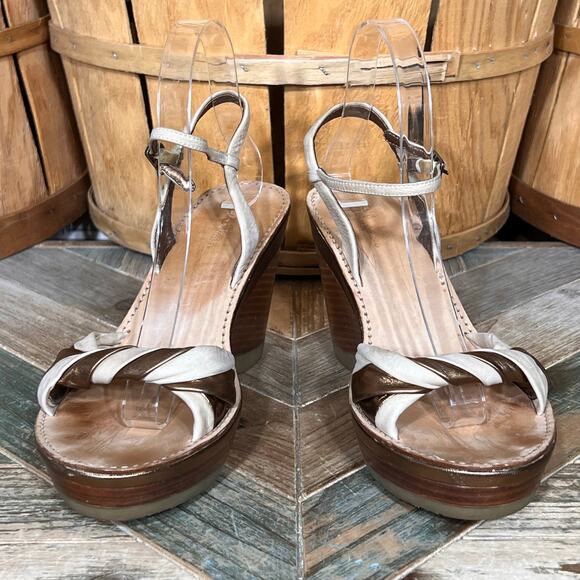 Cole Haan NikeAir Tan Gold Metallic Leather Stacked Wedge Heel Sandal Women 8.5 - Picture 7 of 11